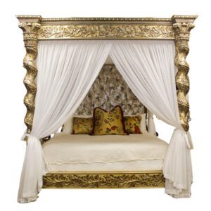 Henry VIII Poster bed FULLY GILDED INCLUDING DRAPING